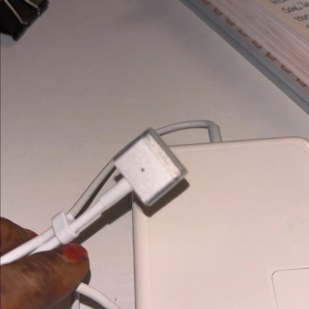 MacBook, MacBook Pro, and MacBook Air replacement charger